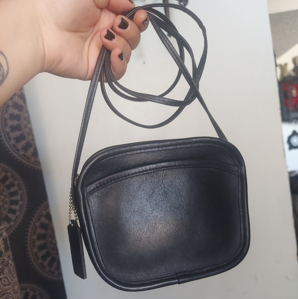 Vintage Coach Hadley Zip Crossbody Pouch 🖤🥀 9935